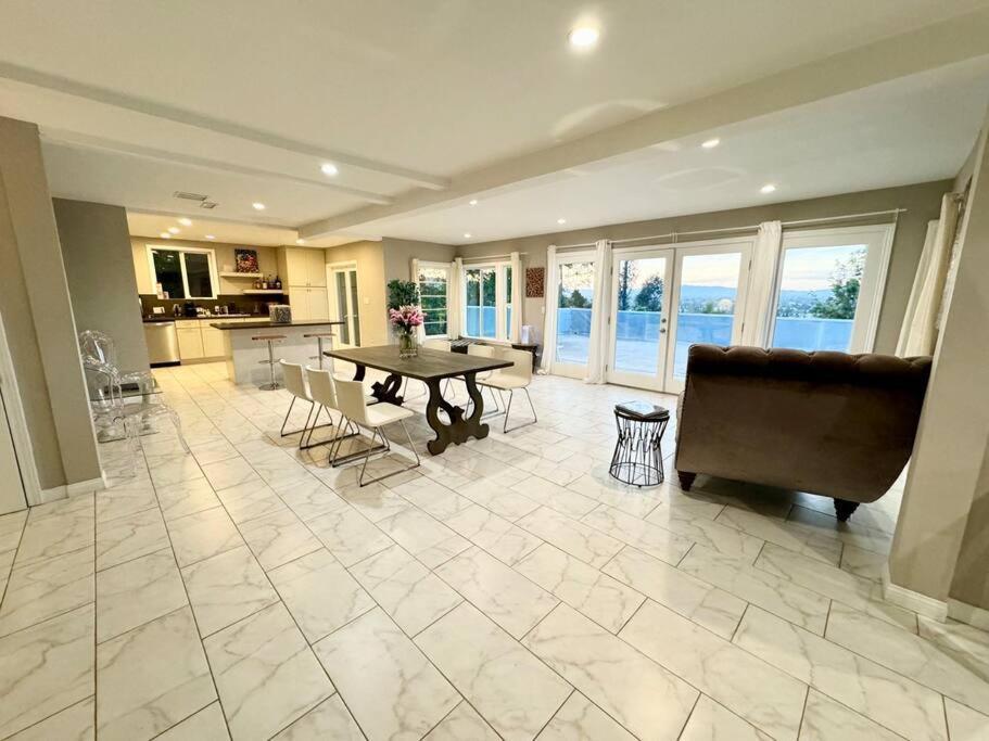 #Universal Apartment Los Angeles Bagian luar foto