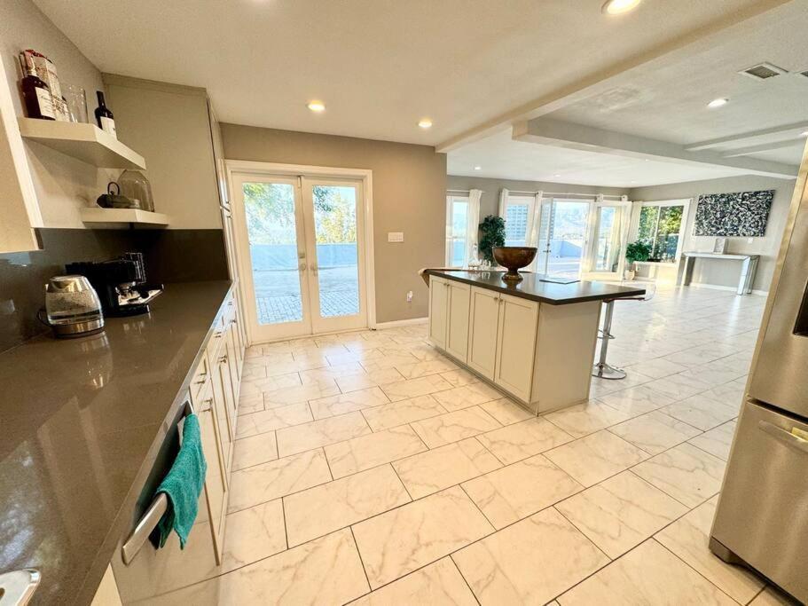 #Universal Apartment Los Angeles Bagian luar foto