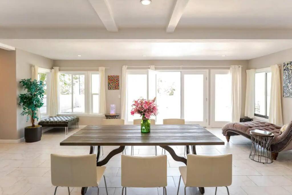 #Universal Apartment Los Angeles Bagian luar foto